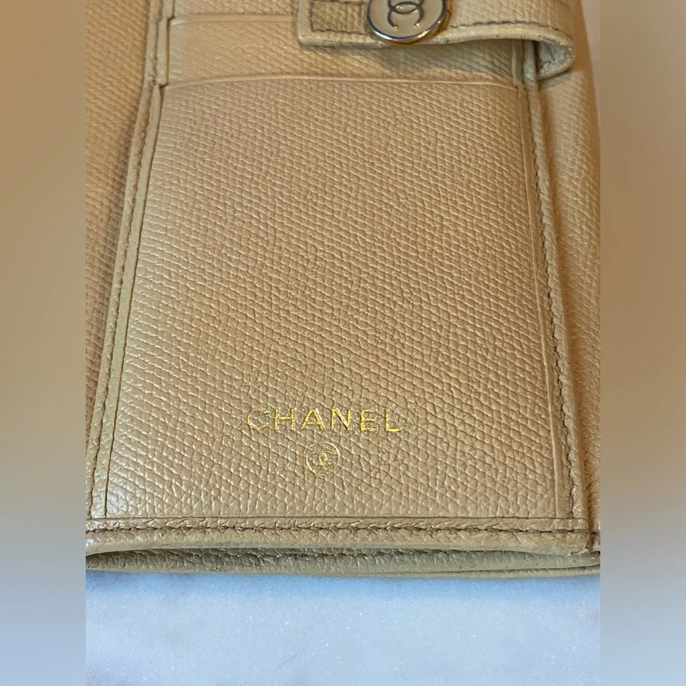 Chanel Caviar Lonng Wallet - Picture 8 of 11